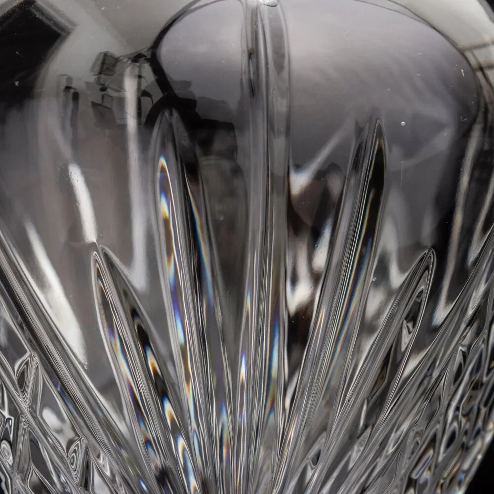 Cut Crystal Vase With Intricate Diamond Pattern | Elegant Home Decor